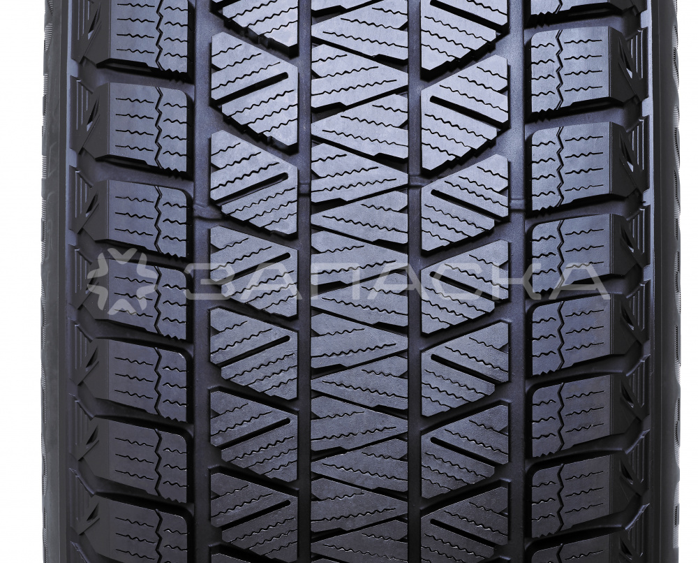 215/65R17    Bridgestone Blizzak DM-V3  103T XL