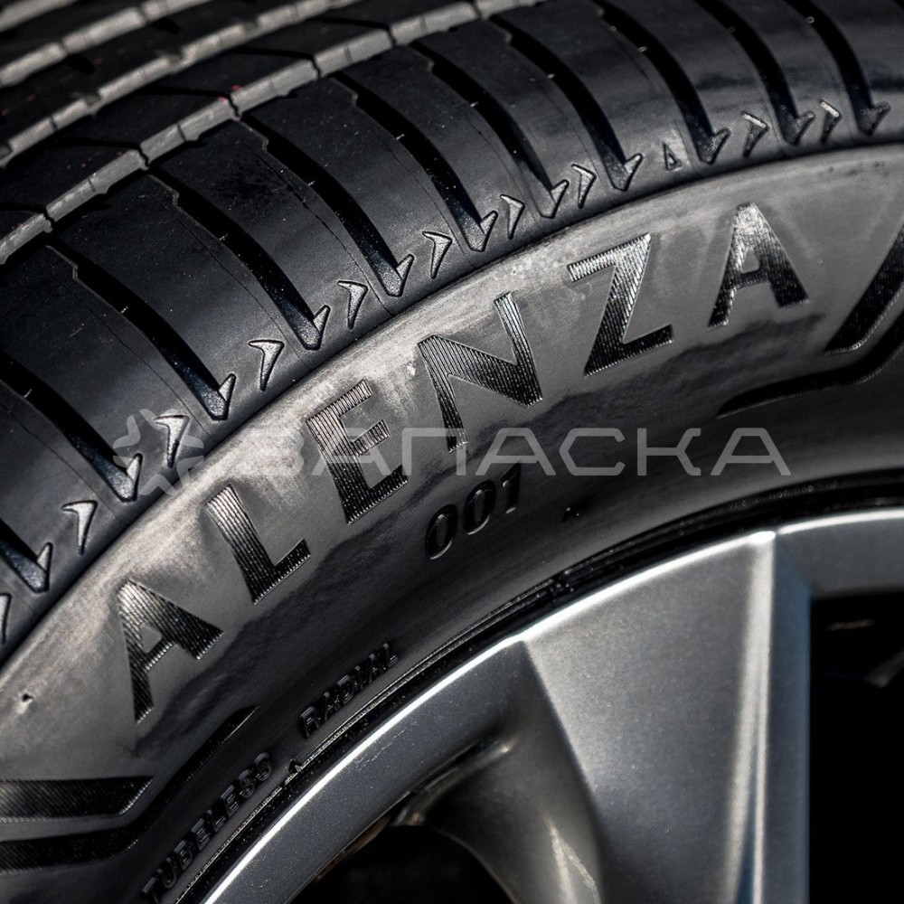 215/65R16    Bridgestone Alenza 001  98H